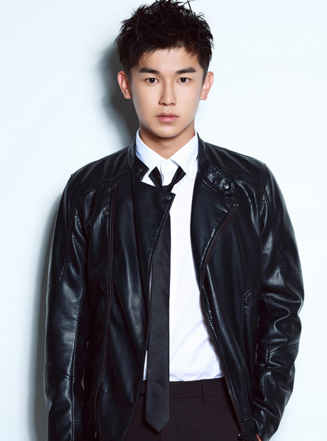 杨旭文