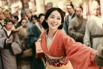 三国时期甄姬是怎样的一个人呢